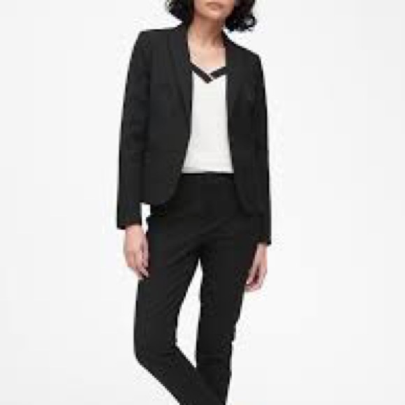 Banana Republic Jackets & Blazers - Banana Republic Blazer